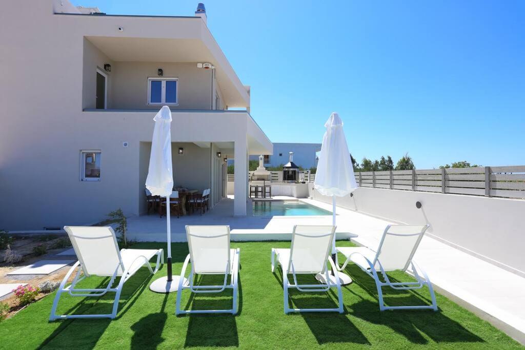 Villa Constantino With Heated Pool Kato Gouves Zewnętrze zdjęcie