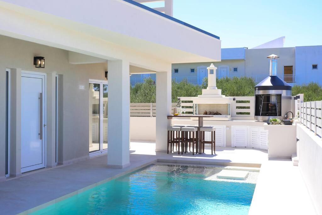 Villa Constantino With Heated Pool Kato Gouves Zewnętrze zdjęcie